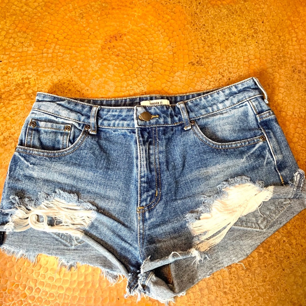 FOREVER 21 Denim cut off shorts